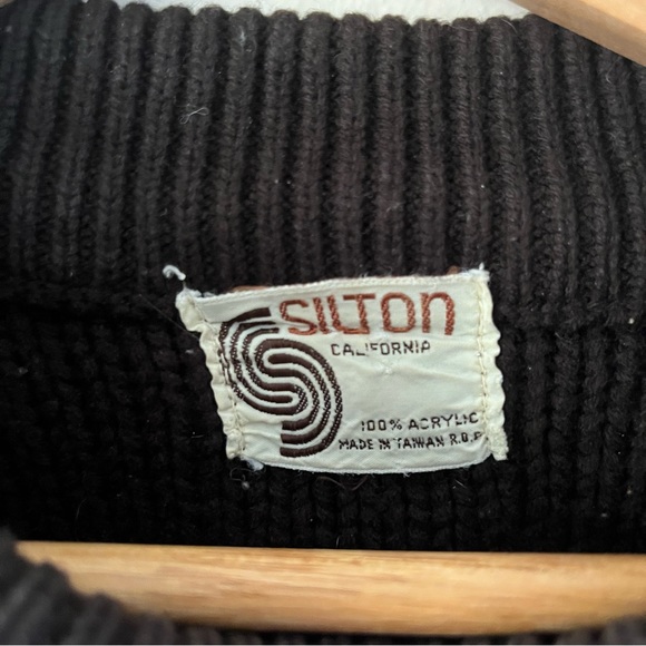Cozy Vintage Silton Sweater - Picture 5 of 8